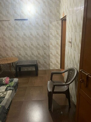 Living Room in 2 BHK Apartment at Janakpuri – for Rent