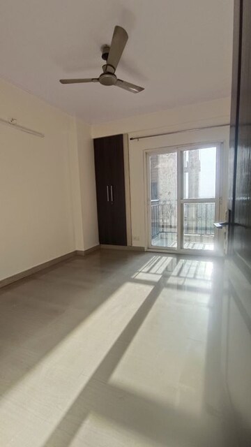 Room in 3 BHK Apartment at Saviour Park, Mohan Nagar – for Sale