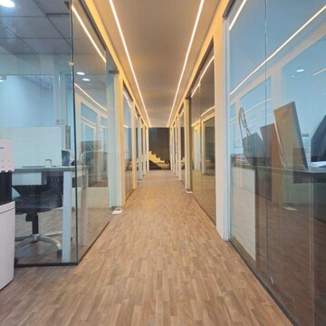   Office Space in IT/SEZ at Sector 63 – for Rent
