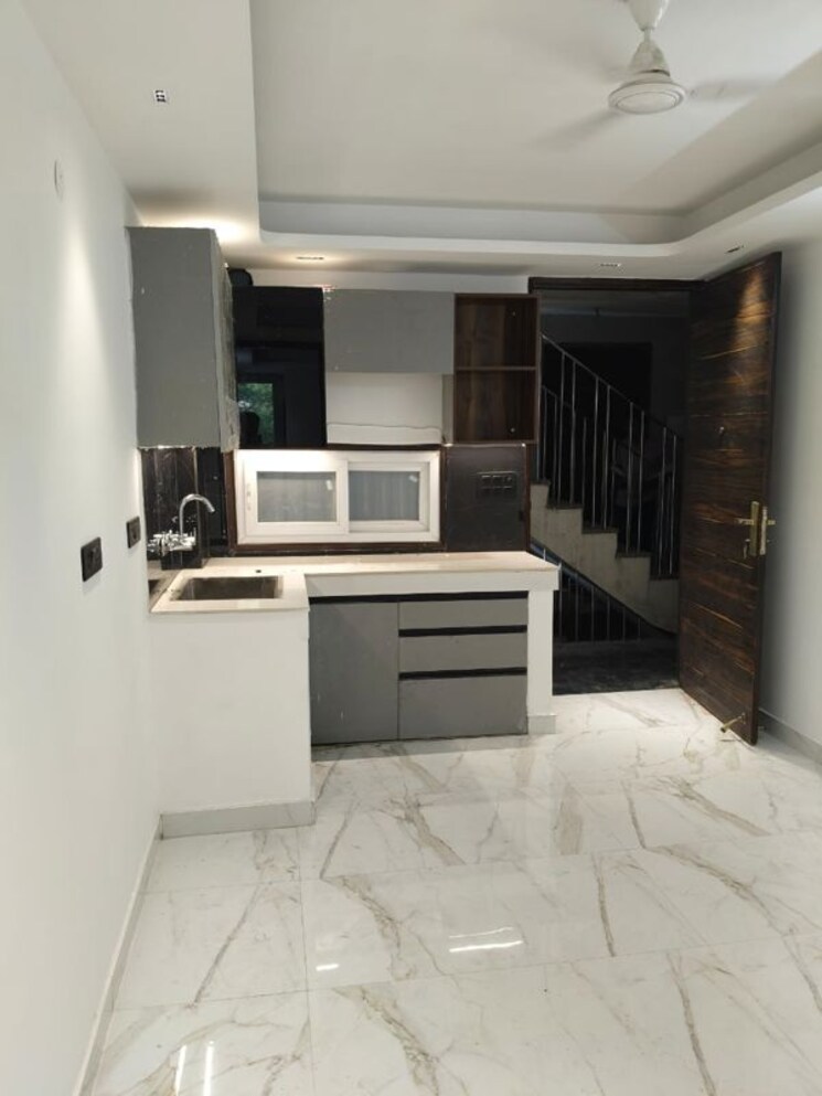 Kitchen, saket 1 Bedroom 700 Sq.Ft. Builder Floor In Saket Delhi 9923233