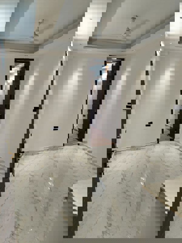 1 BHK Builder Floor For Rent in Saket