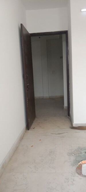 Room in 1 BHK Builder Floor at Neb Sarai – for Rent