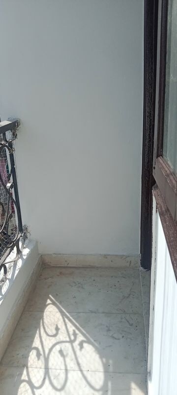 Balcony in 1 BHK Builder Floor at Neb Sarai – for Rent