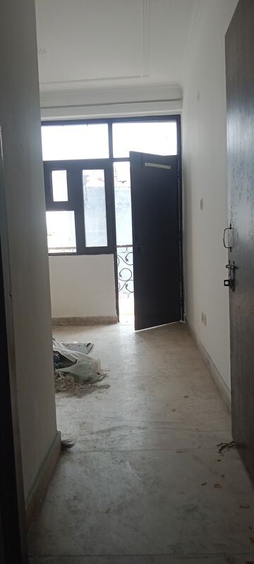 Room in 1 BHK Builder Floor at Neb Sarai – for Rent