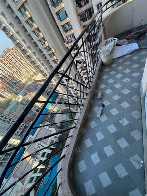 Balcony in 2.5 BHK Apartment at CRC Sublimis, Sport City 1 – for Rent