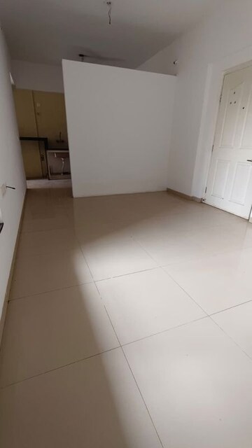 Room in 2 BHK Apartment at JKG Purvarang, Wagholi – for Rent