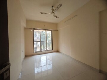 Room in 2 BHK Apartment at Shakuntala CHS Chembur, Chembur – for Rent