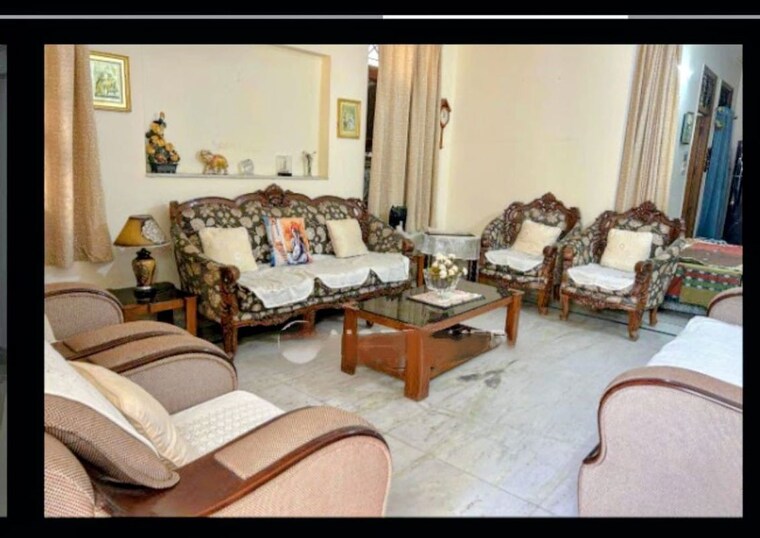 Living Room, palam vihar 3 Bedroom 1900 Sq.Ft. Builder Floor In Palam Vihar Gurgaon 9923260