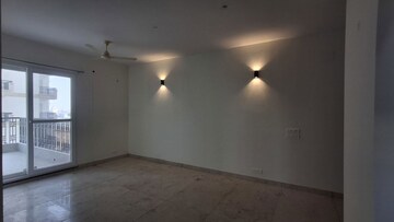 Room in 3 BHK Apartment at Malwa Escon Primera, International Airport Road – for Rent