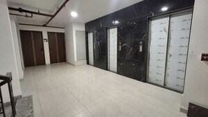 Room in 3 BHK Apartment at Malwa Escon Primera, International Airport Road – for Rent