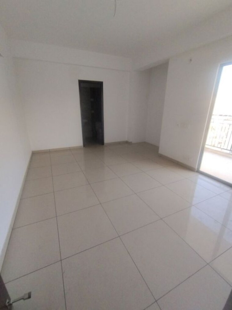 Room, gulshan-bellina 3 Bedroom 919 Sq.Ft. Apartment In Sector 16 Greater Noida Greater Noida 9923263