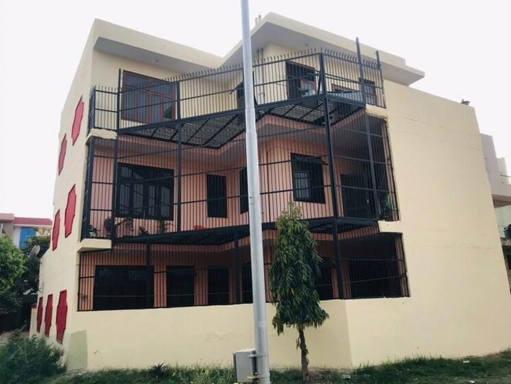 Exterior View, ntpc-aanadham 6+ Bedroom 200 Sq.Mt. Independent House In Chi Ii Greater Noida Greater Noida 9923269