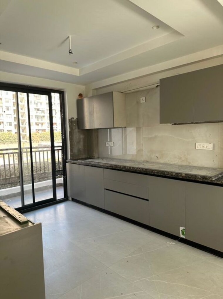 Room, kishanpura 3 Bedroom 1950 Sq.Ft. Apartment In Kishanpura Zirakpur 9923270