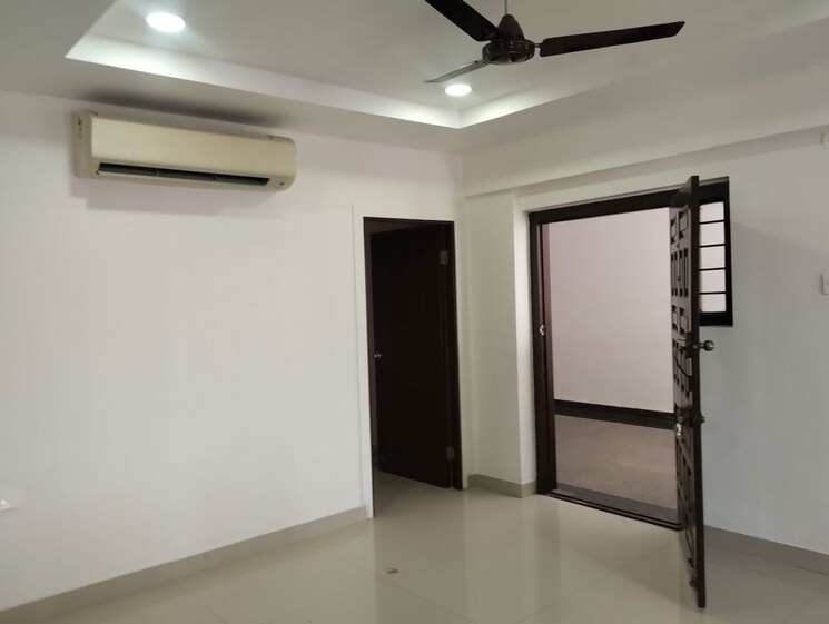 Room, honer-vivantis 3 Bedroom 1650 Sq.Ft. Apartment In Gopanpally Hyderabad 9923275