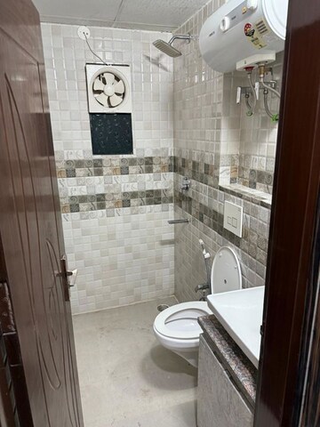 Bathroom in 3 BHK Builder Floor at Sushant Lok 2, Sector 57 – for Rent