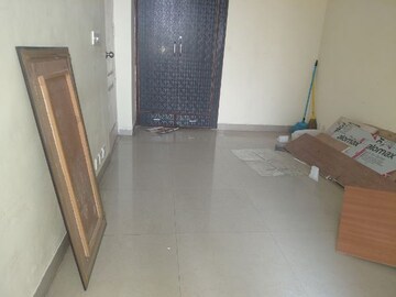 Furnished Amenities in 3.5 BHK Apartment at Ansal API Celebrity Gardens, Sushant Golf City – for Rent