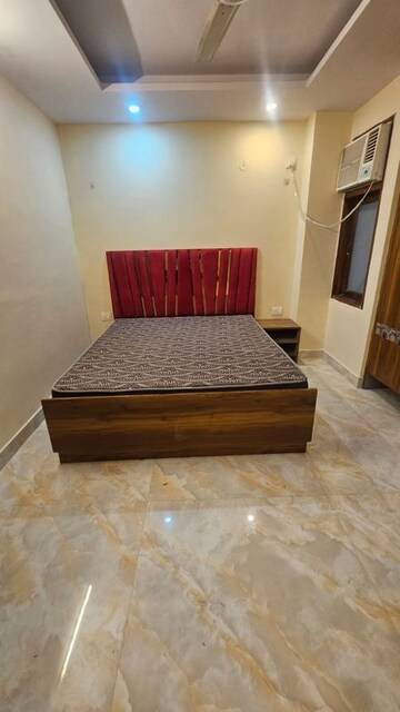 Bedroom in 1 RK Builder Floor at DLF City Phase III, Sector 24 – for Rent