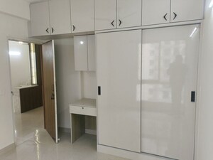 Room in 2 BHK Apartment at Signature The Millennia 3, Sector 37d – for Rent