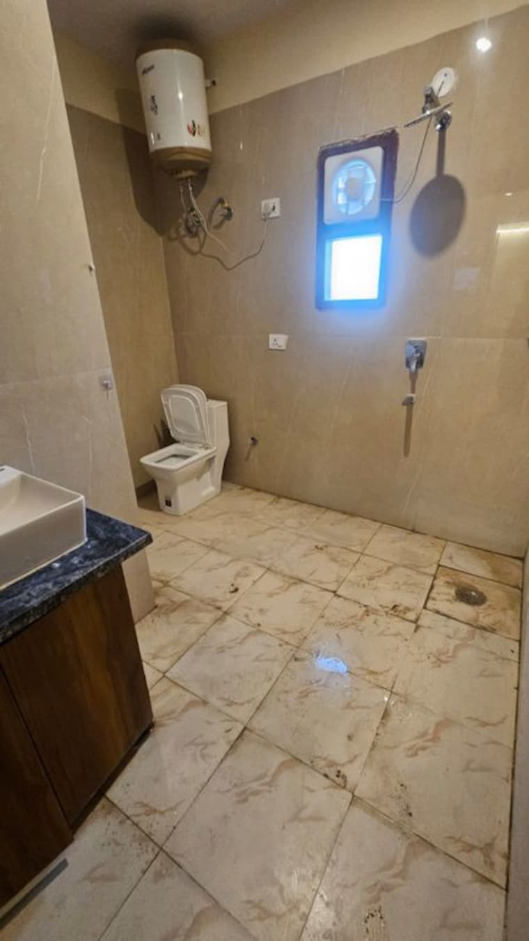 Bathroom, dlf-city-phase-iii 1 RK 640 Sq.Ft. Builder Floor In Sector 24 Gurgaon 9923330