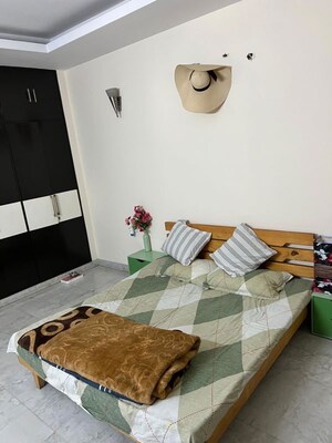 3 BHK Builder Floor For Rent in Saket