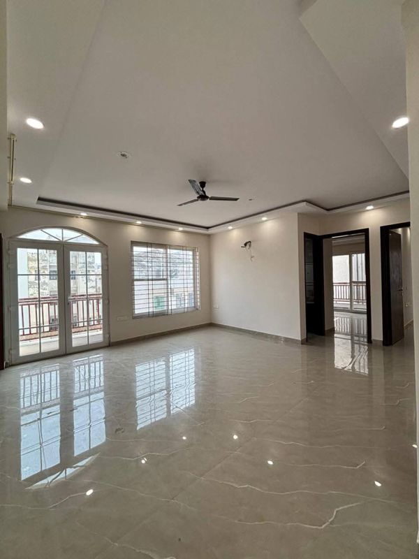 3 BHK + Pooja Room 1600 Sq.Ft. Builder Floor in Ardee Mall