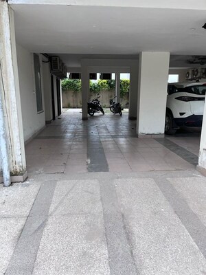 3 BHK Builder Floor For Rent in RWA Residential Society Sector 46, Sector 46