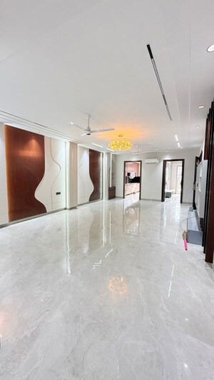 3 BHK Builder Floor For Sale in BPTP Green Oaks, Sector 70a