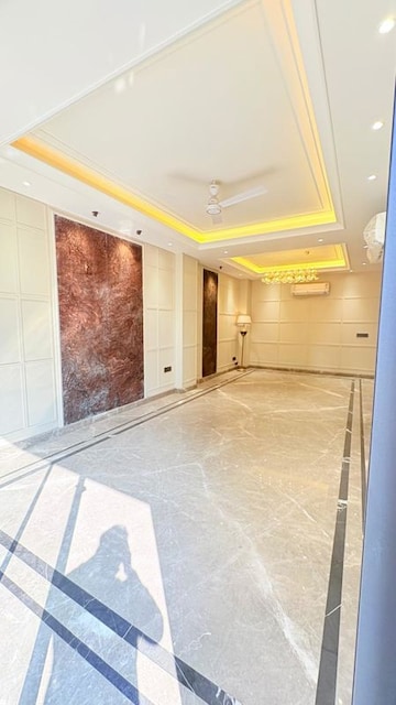 Building Lobby in 4 BHK Builder Floor at Anant Raj Ashok Estate, Sector 63a – for Sale