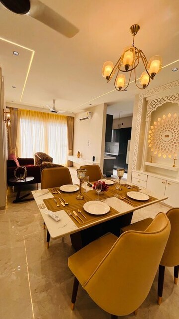 Master Bedroom in 3 BHK Builder Floor at BPTP Green Oaks, Sector 70a – for Sale