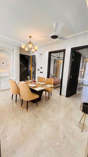 3 BHK Builder Floor For Sale in BPTP Green Oaks, Sector 70a