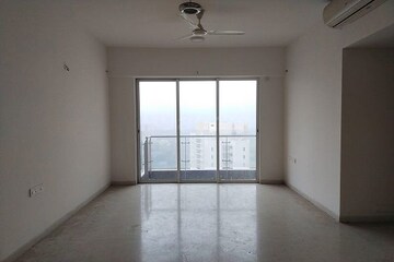 Room in 2 BHK Apartment at Lodha Aurum Grande, Kanjurmarg East – for Sale