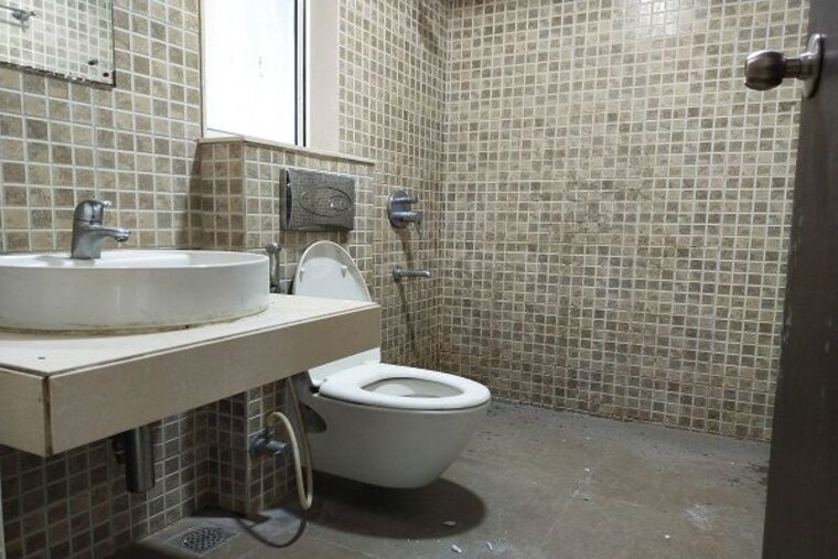 Bathroom, lodha-aurum-grande 2 Bedroom 795 Sq.Ft. Apartment In Kanjurmarg East Mumbai 9923393