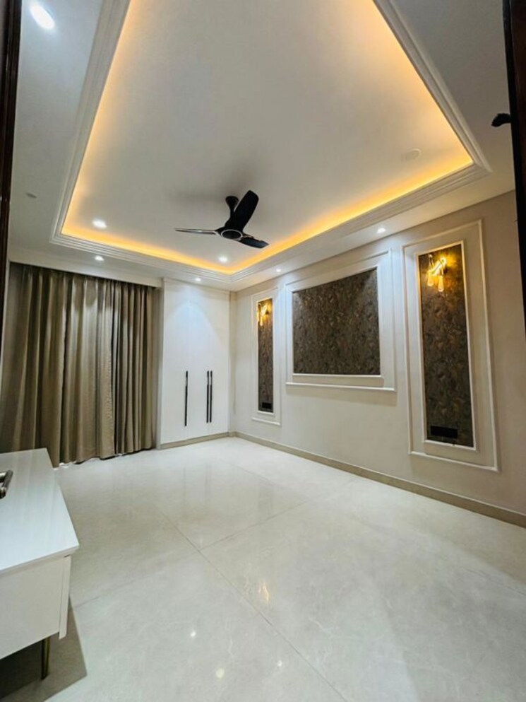 Room, ansal-api-versalia 4 Bedroom 270 Sq.Ft. Builder Floor In Sector 67a Gurgaon 9923399