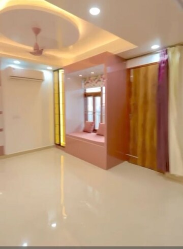 Room in 4 BHK Builder Floor at Raj Nagar Extension – for Sale