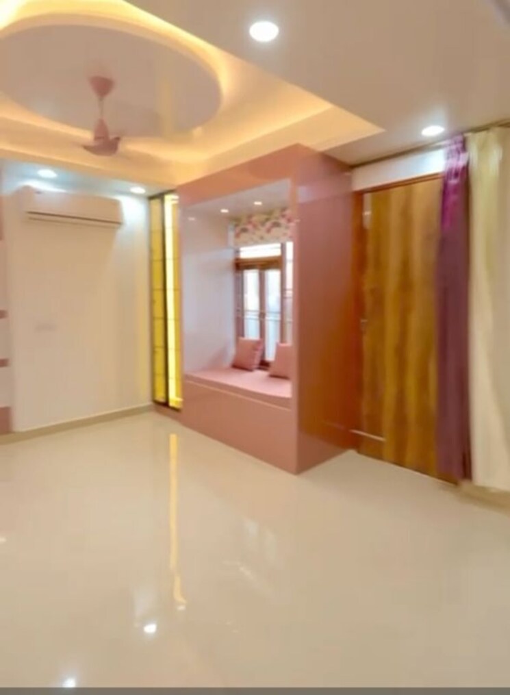 Room, raj nagar extension 4 Bedroom 2650 Sq.Ft. Builder Floor In Raj Nagar Extension Ghaziabad 9923404