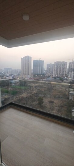 3.5 BHK + Extra Room Apartment For Rent in Lodha Bella Vita