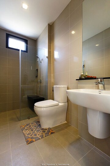 Bathroom in 3 BHK Apartment at Raheja Imperia, Worli – for Rent