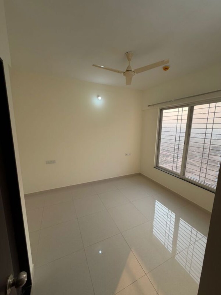 Room, kolte-patil-r10 2 Bedroom 651 Sq.Ft. Apartment In Hinjewadi Pune 9923431