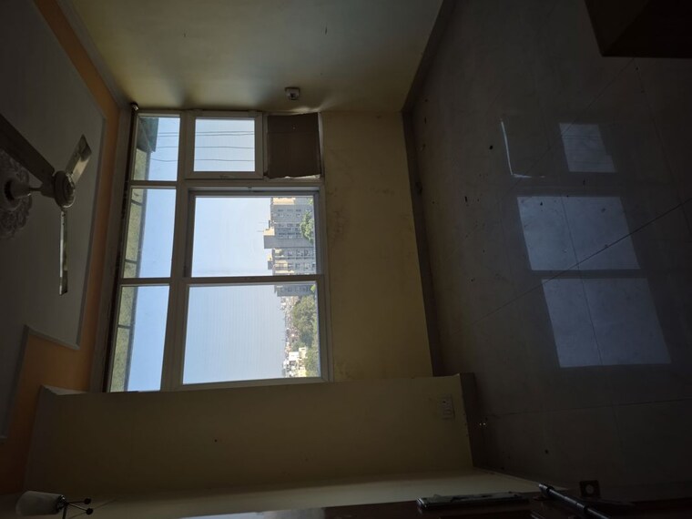 undefined, mayur vihar 3.5 Bedroom 1250 Sq.Ft. Apartment In Mayur Vihar Delhi 9923444