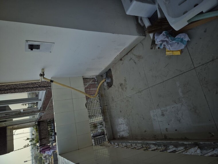 Balcony, mayur vihar 3.5 Bedroom 1250 Sq.Ft. Apartment In Mayur Vihar Delhi 9923444