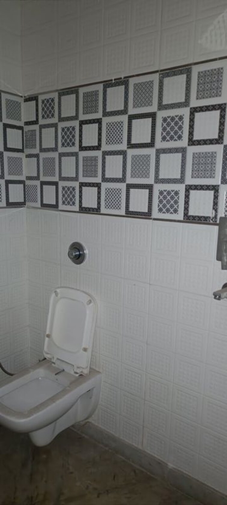 Floor Plan, rohini sector 8 Commercial Office Space 600 Sq.Ft. In Rohini Sector 8 Delhi 9923451