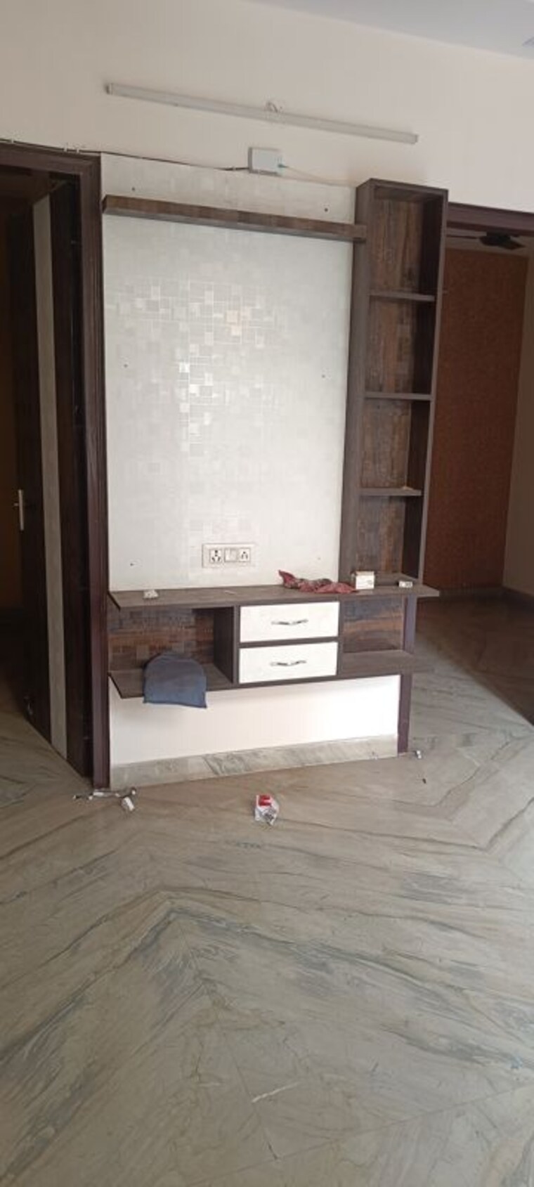 Floor Plan, rohini sector 8 Commercial Office Space 600 Sq.Ft. In Rohini Sector 8 Delhi 9923451