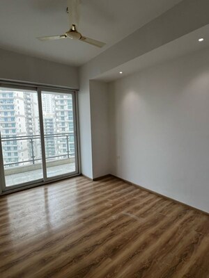 Room in 3 BHK Apartment at Mahagun Mezzaria, Sector 78 – for Sale