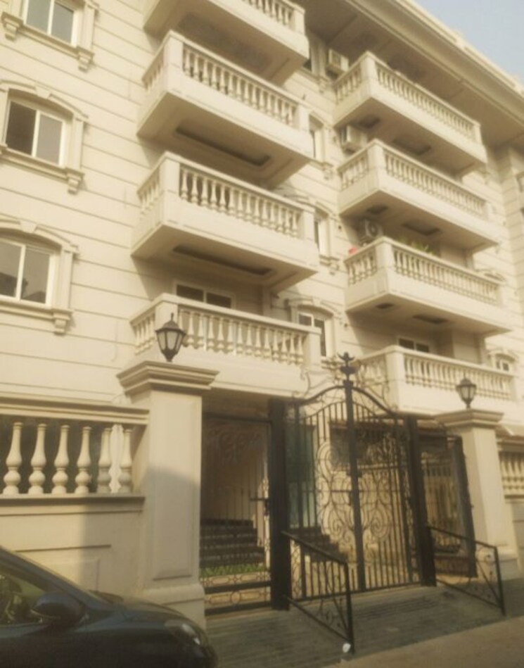Exterior View, indira nagar 3.5 Bedroom 2000 Sq.Ft. Apartment In Indira Nagar Lucknow 9923453