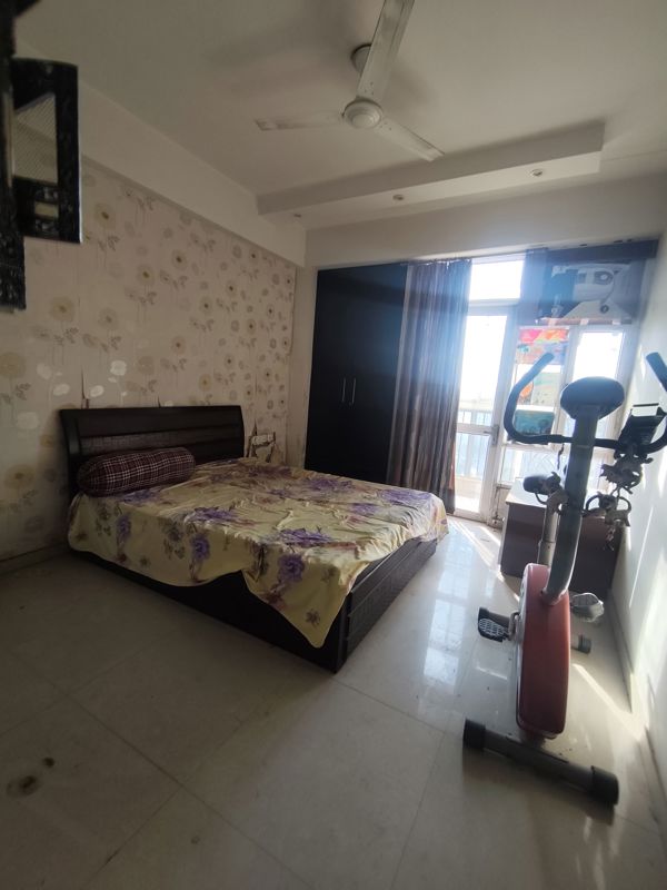 4 BHK + Servant Room Apartment For Sale in Prateek Wisteria