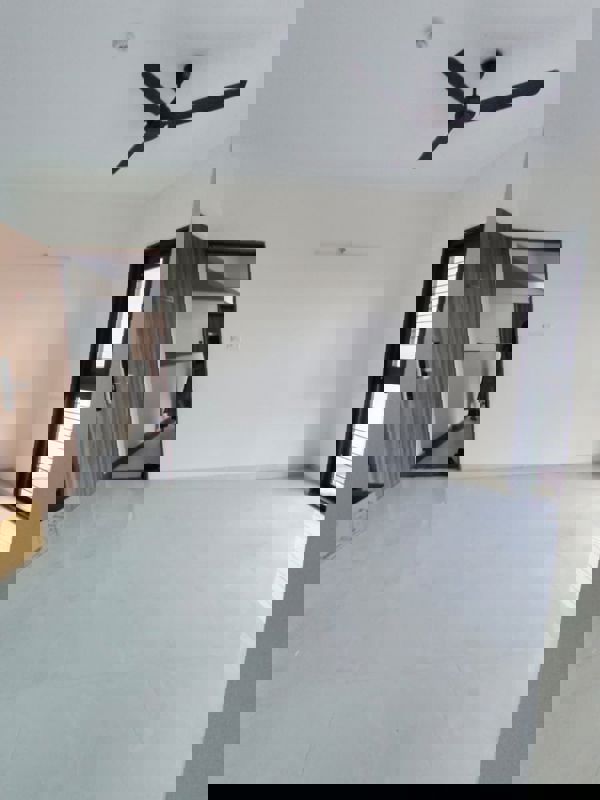 2 BHK 900 Sq.Ft. Apartment in Kohinoor Shangrila