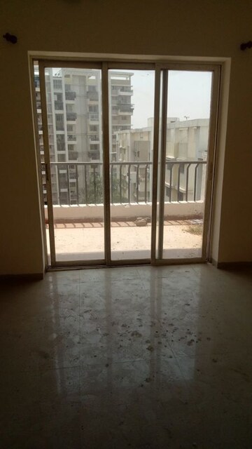 Room in 2 BHK Apartment at Aishwaryam Ventures, Pimpri Chinchwad Pcmc – for Rent