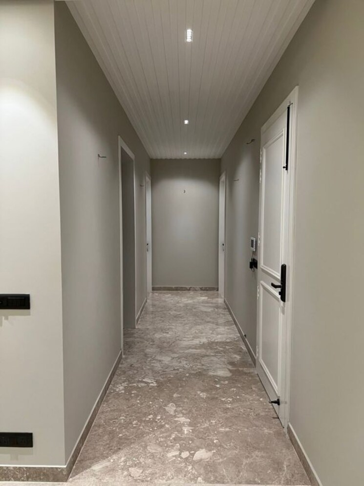 undefined, dlf-building-10 3 Bedroom 215 Sq.Yd. Builder Floor In Dlf Phase ii Gurgaon 9923489