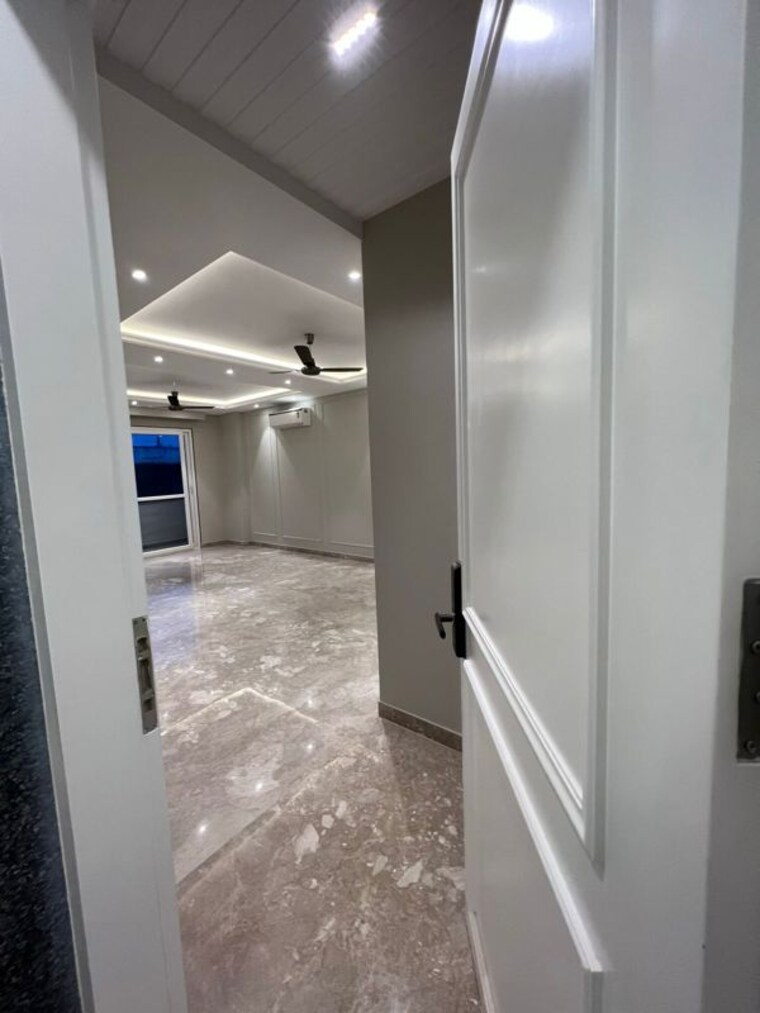 undefined, dlf-building-10 3 Bedroom 215 Sq.Yd. Builder Floor In Dlf Phase ii Gurgaon 9923489