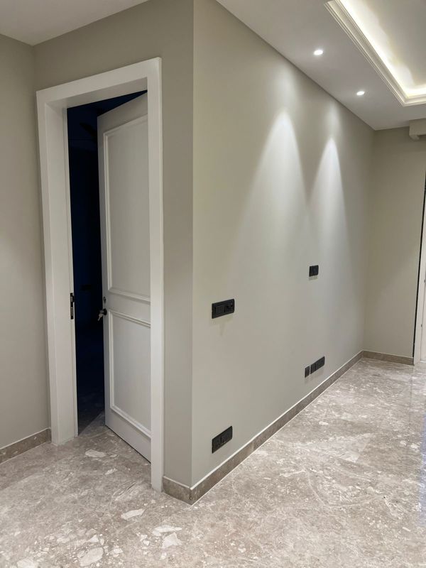 3 BHK 215 Sq.Yd. Builder Floor in DLF Building 10